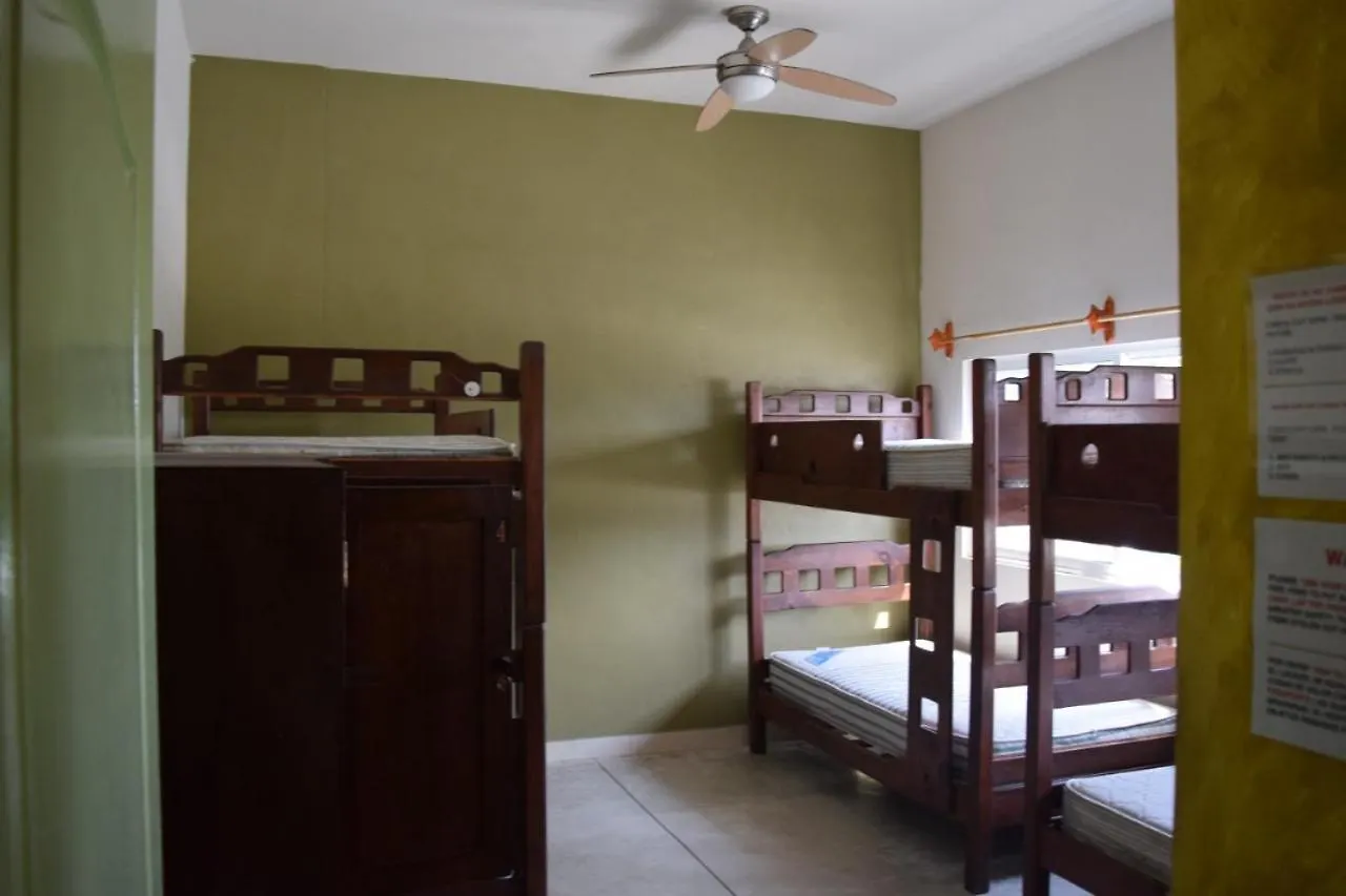 Hostel Rio Playa プレヤデルカーメン ゲストハウス